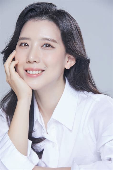 유지은 .